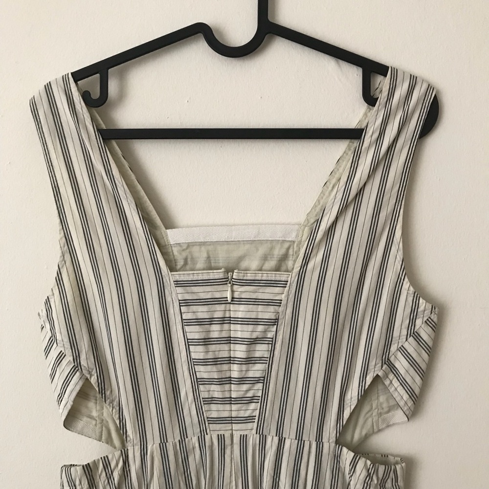 Madewell Cutout Dress - Picture 3 of 6